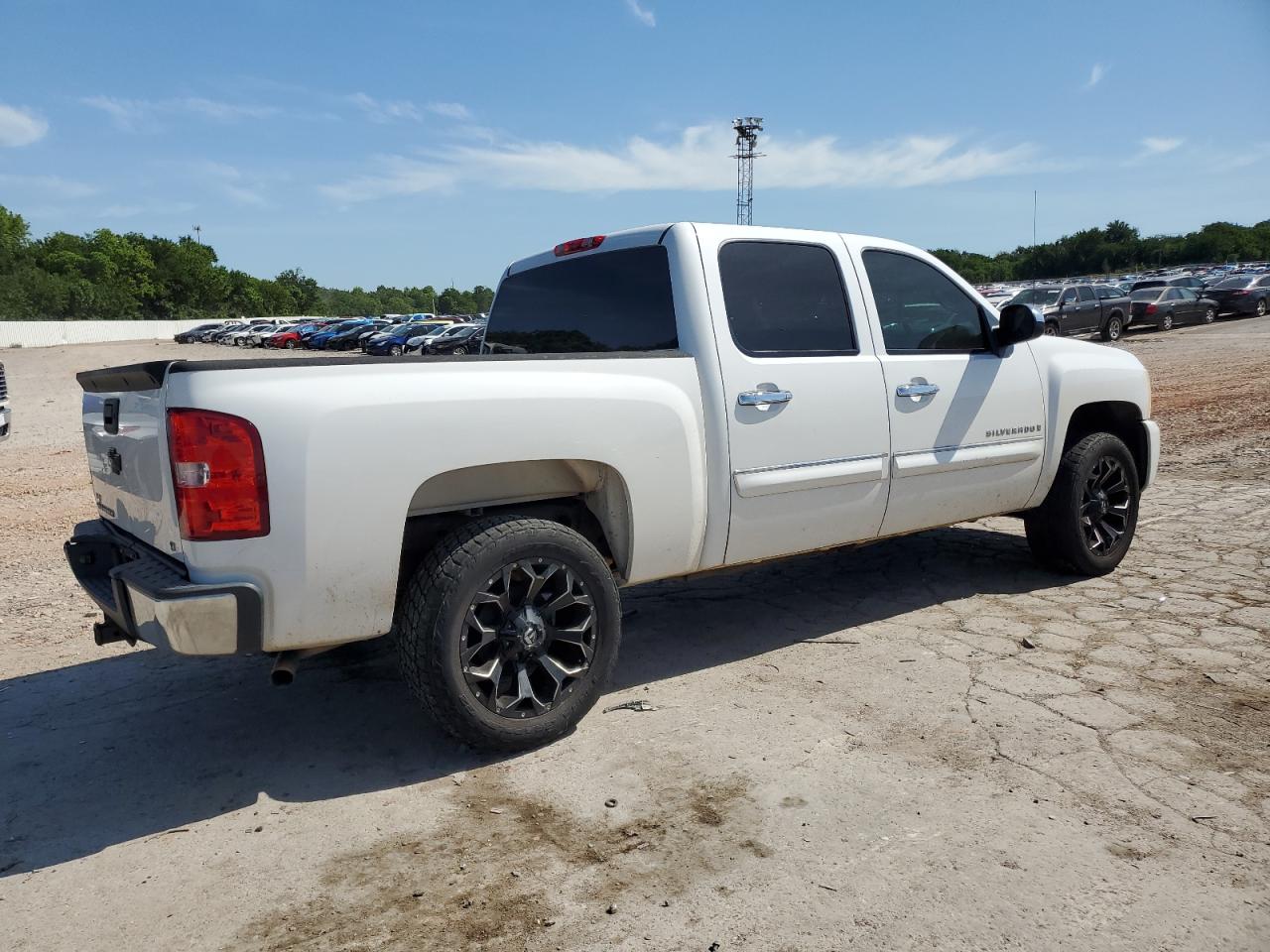 Photo 2 VIN: 3GCEC23J29G263144 - CHEVROLET SILVERADO 