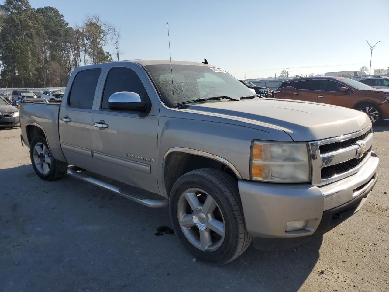 Photo 3 VIN: 3GCEC23J39G183366 - CHEVROLET SILVERADO 