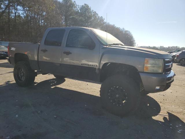 Photo 3 VIN: 3GCEK13317G557307 - CHEVROLET SILVERADO 