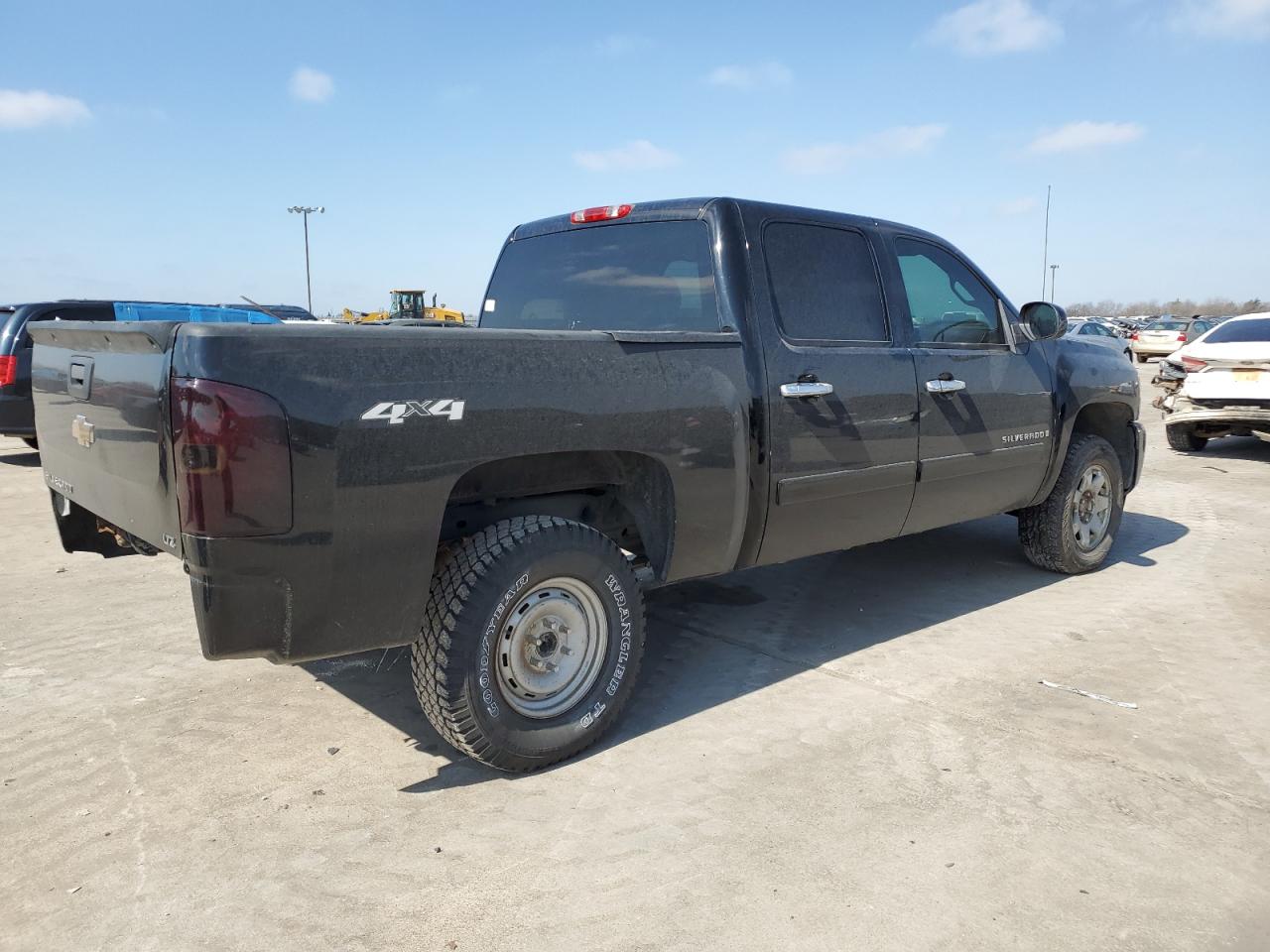 Photo 2 VIN: 3GCEK13J18G243799 - CHEVROLET SILVERADO 