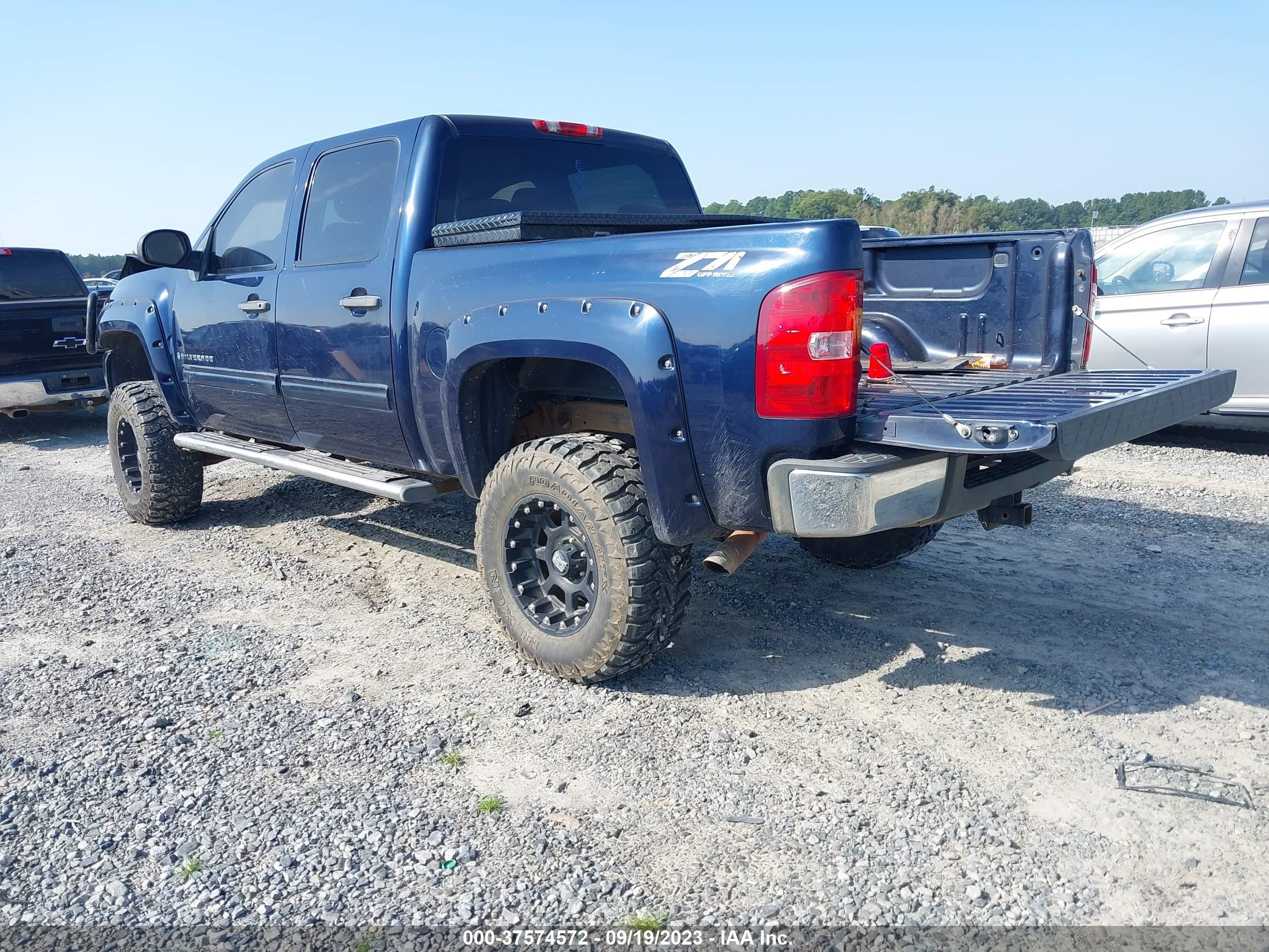 Photo 2 VIN: 3GCEK23M19G138004 - CHEVROLET SILVERADO 