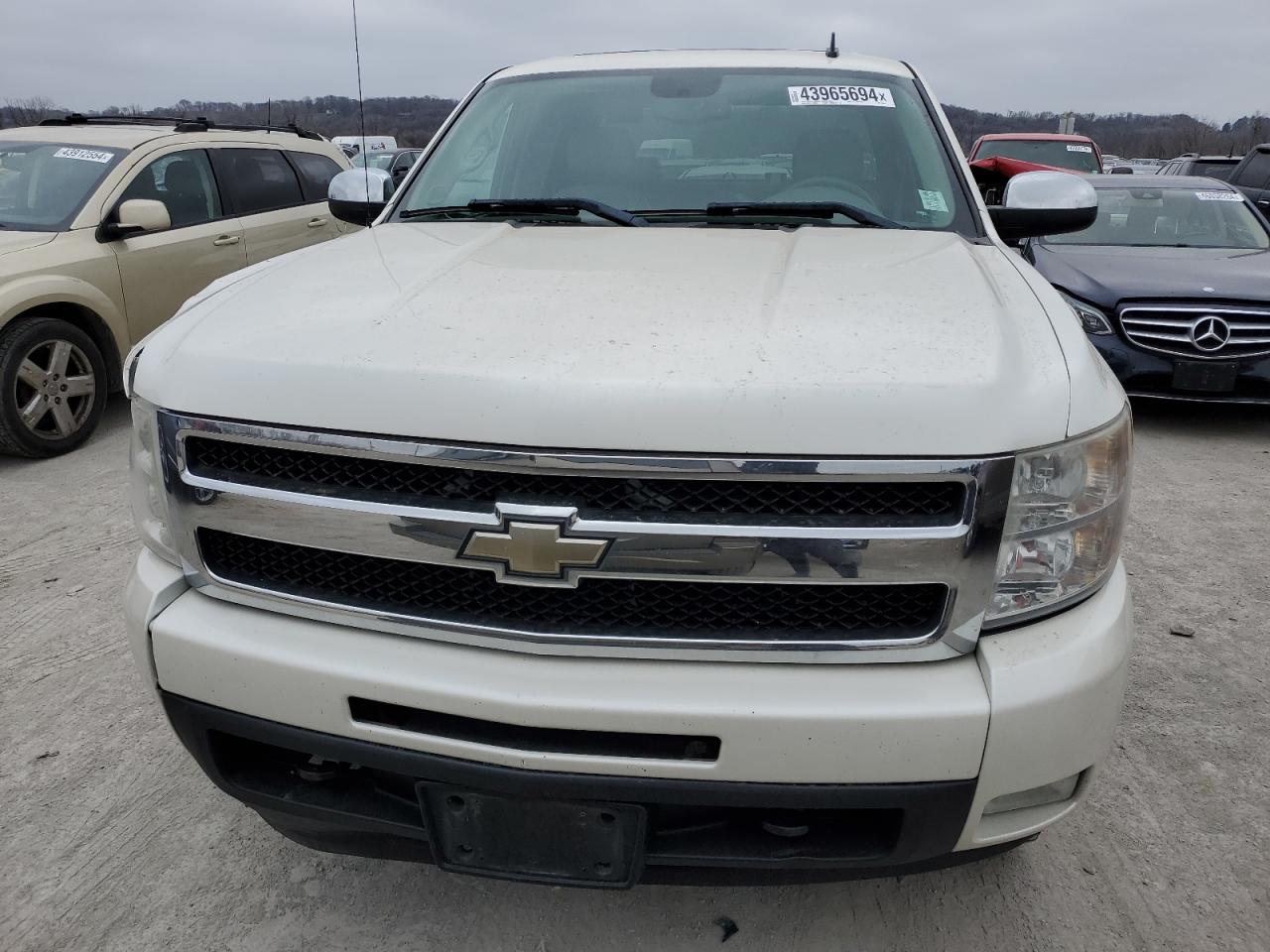 Photo 4 VIN: 3GCEK33329G169808 - CHEVROLET SILVERADO 