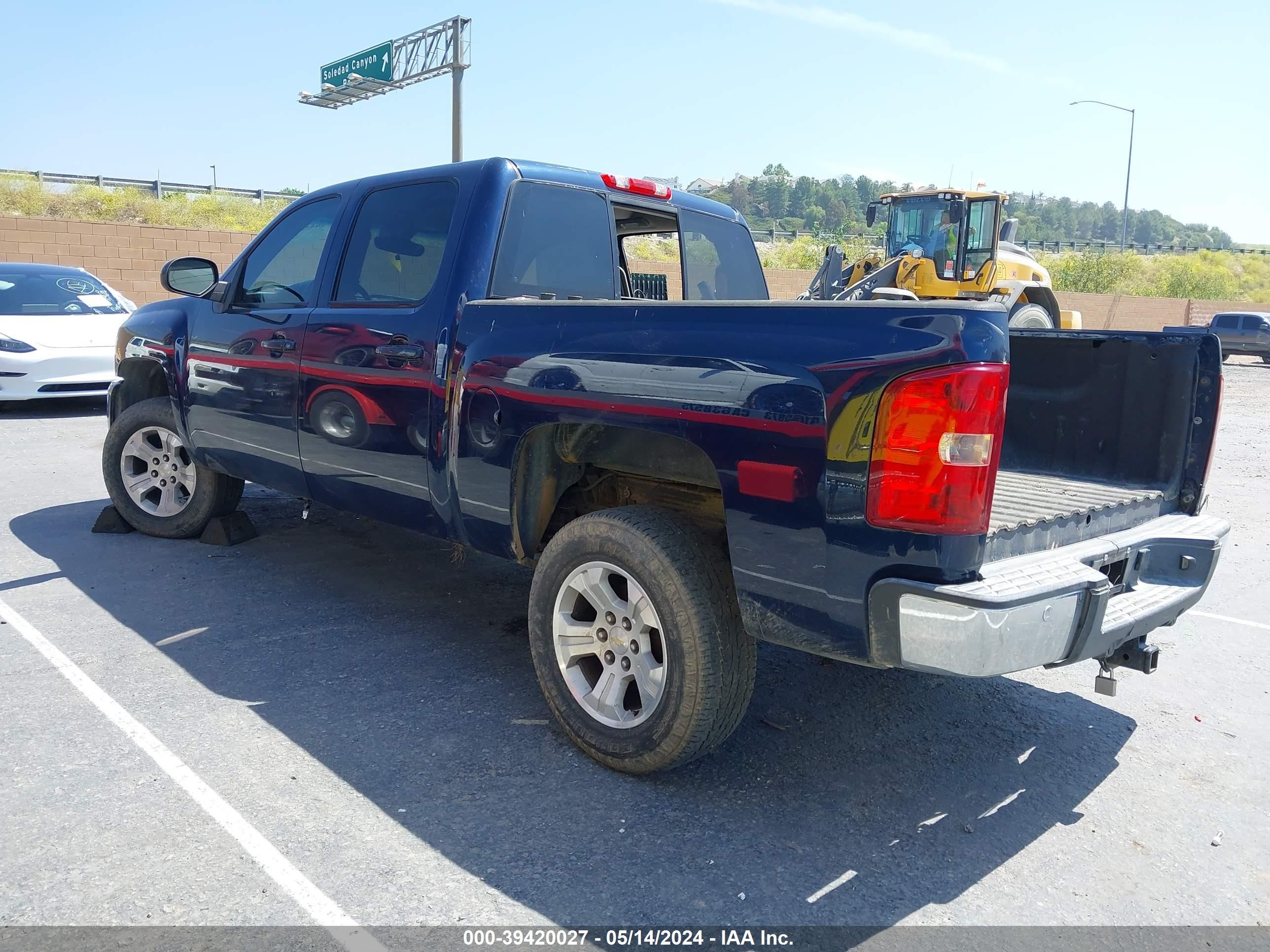 Photo 2 VIN: 3GCEK33359G250950 - CHEVROLET SILVERADO 