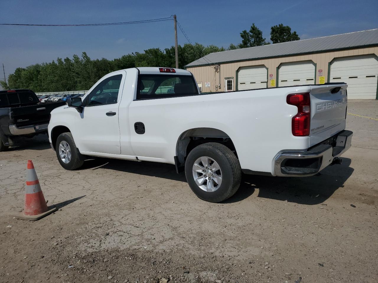 Photo 1 VIN: 3GCNAAED3NG561283 - CHEVROLET SILVERADO 