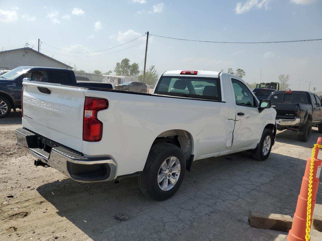 Photo 2 VIN: 3GCNAAED3NG561283 - CHEVROLET SILVERADO 