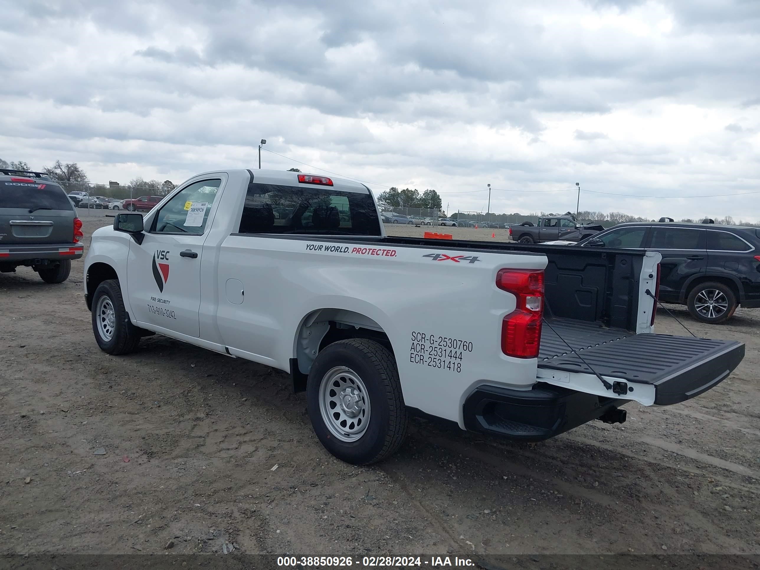 Photo 2 VIN: 3GCNDAED4PG173960 - CHEVROLET SILVERADO 