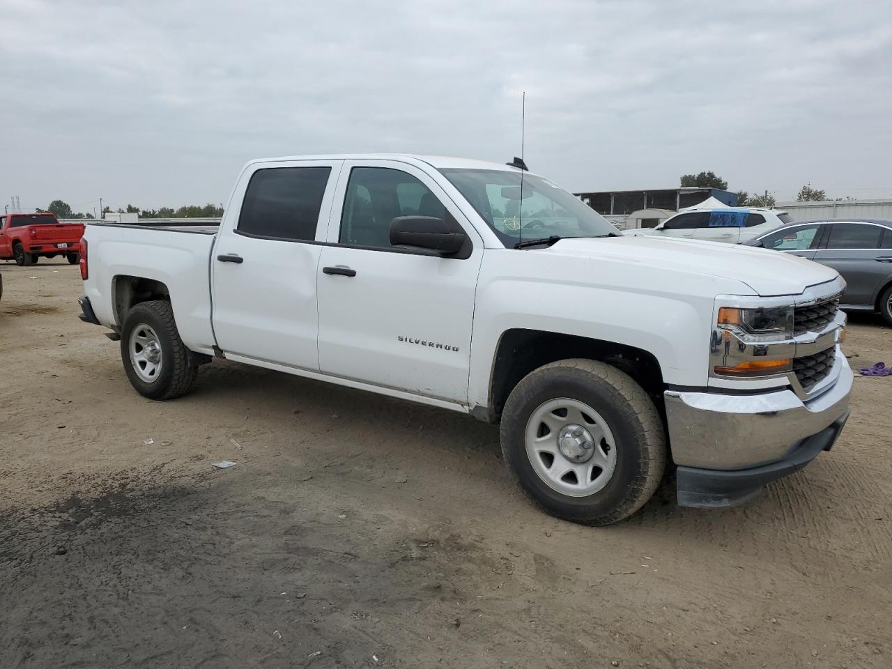 Photo 3 VIN: 3GCPCNEC7JG568474 - CHEVROLET SILVERADO 