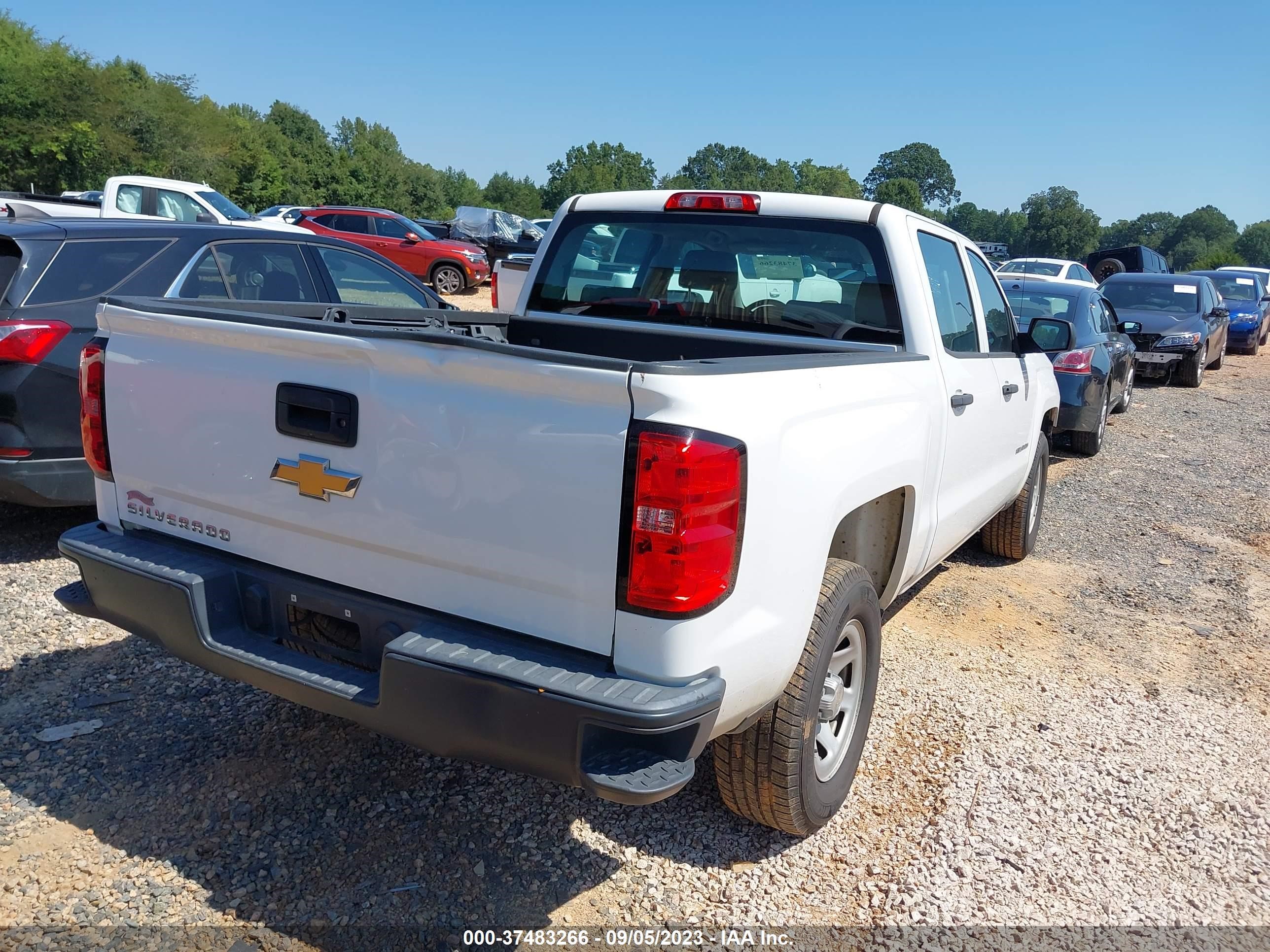 Photo 3 VIN: 3GCPCNEH0JG448317 - CHEVROLET SILVERADO 