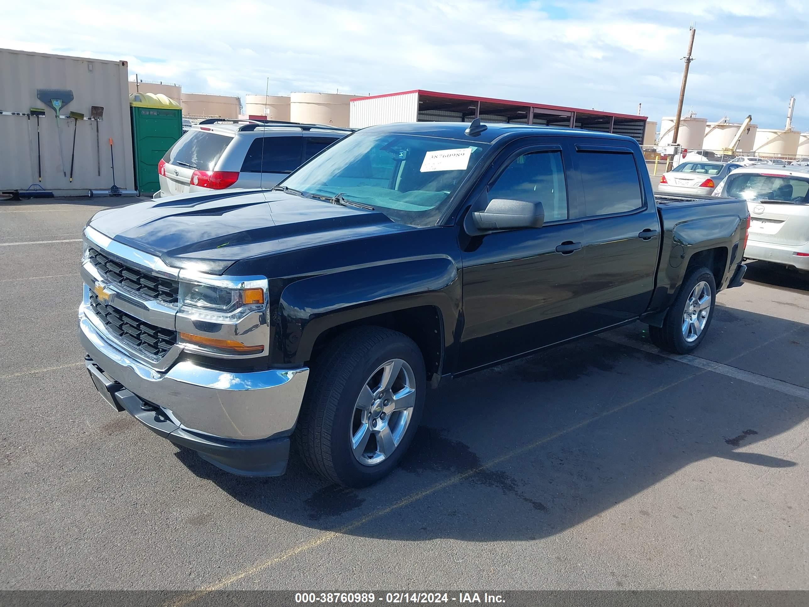 Photo 1 VIN: 3GCPCNEH1HG447252 - CHEVROLET SILVERADO 