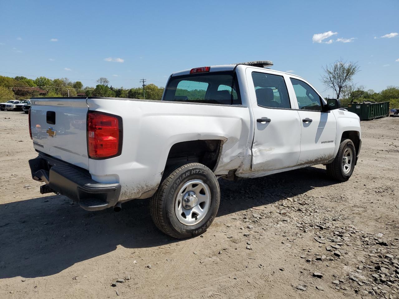 Photo 2 VIN: 3GCPCNEHXJG430570 - CHEVROLET SILVERADO 