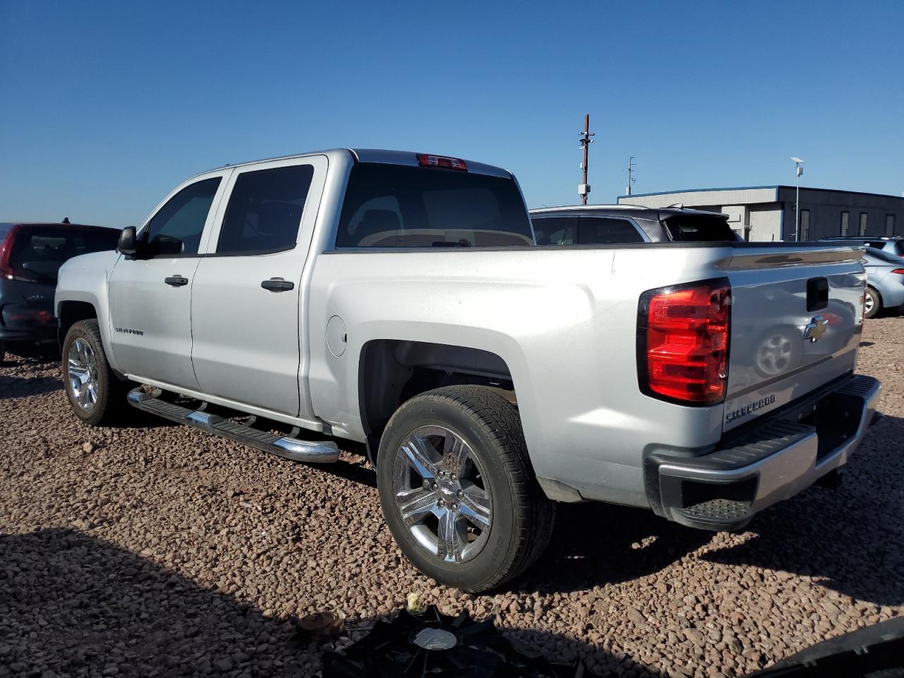 Photo 1 VIN: 3GCPCPEC2JG570029 - CHEVROLET SILVERADO 