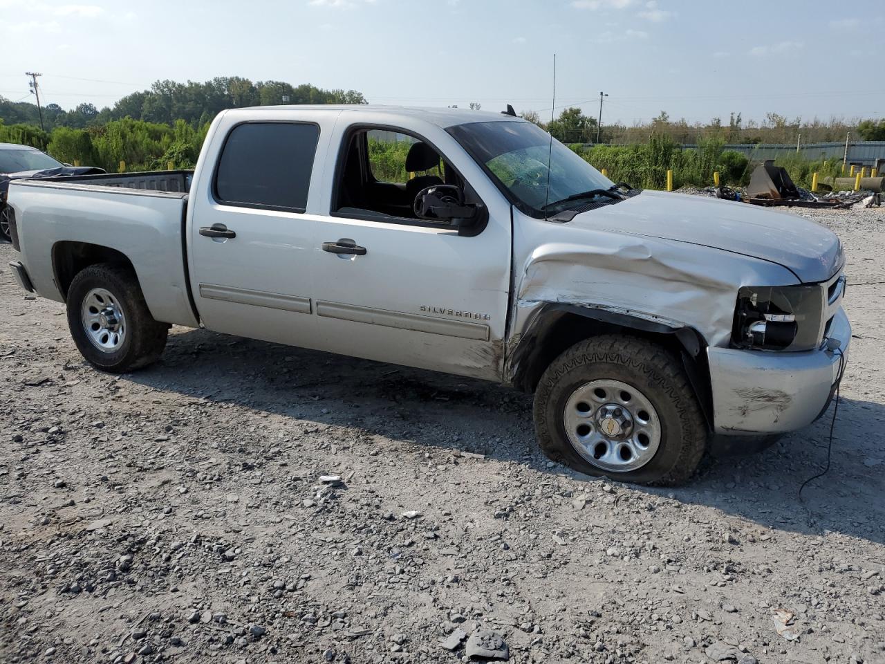 Photo 3 VIN: 3GCPCREA6BG356303 - CHEVROLET SILVERADO 