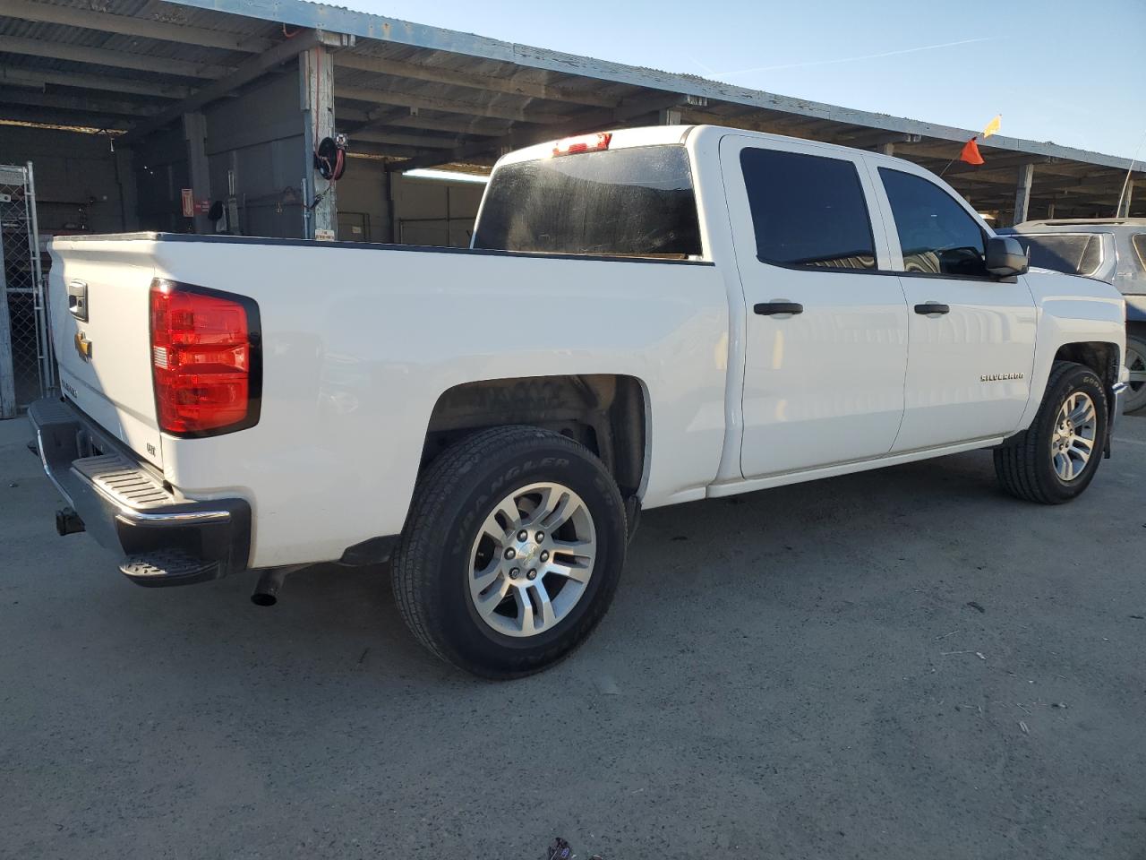 Photo 2 VIN: 3GCPCREC0EG562254 - CHEVROLET SILVERADO 