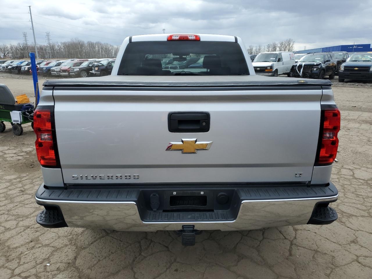 Photo 5 VIN: 3GCPCREC0FG345840 - CHEVROLET SILVERADO 