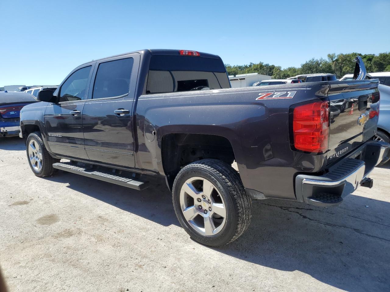 Photo 1 VIN: 3GCPCREC0FG351282 - CHEVROLET SILVERADO 