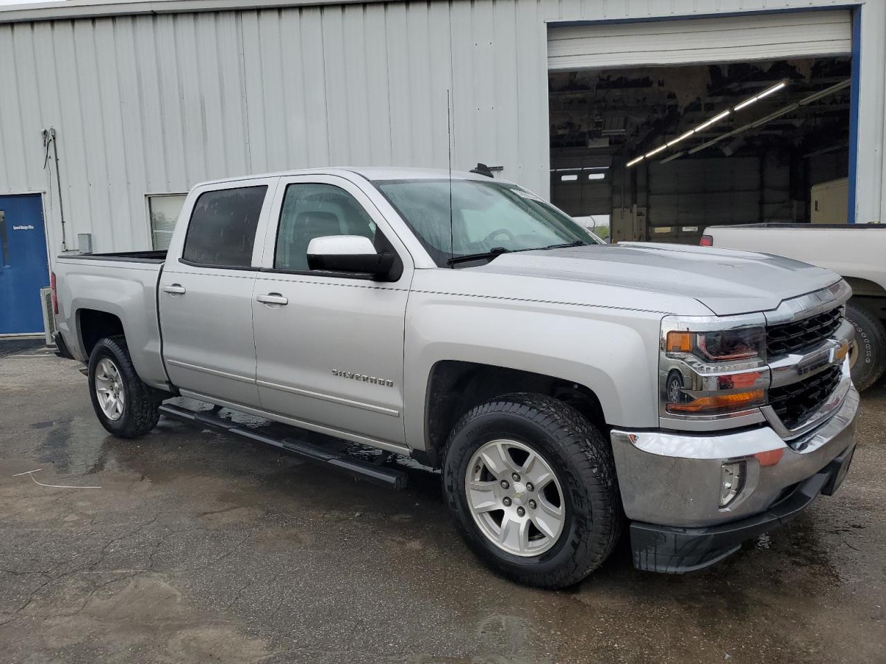 Photo 3 VIN: 3GCPCREC0HG149836 - CHEVROLET SILVERADO 