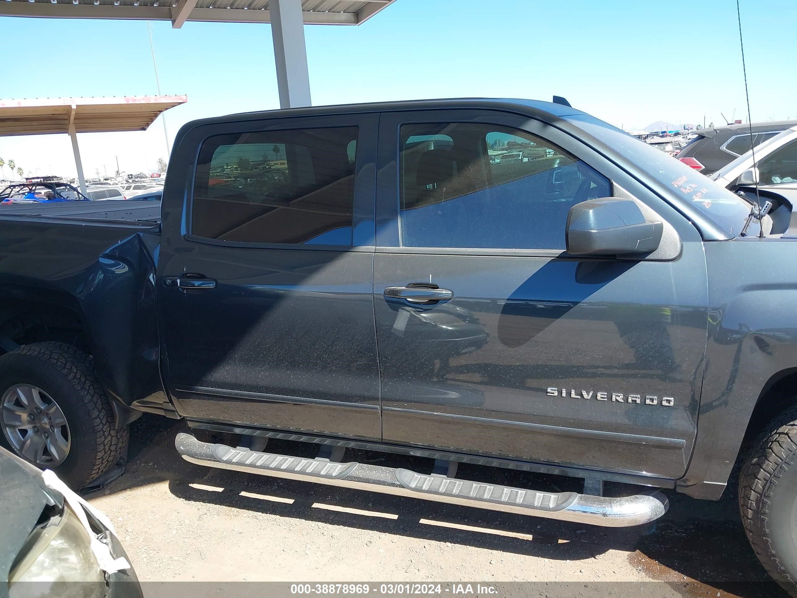 Photo 12 VIN: 3GCPCREC0JG412557 - CHEVROLET SILVERADO 