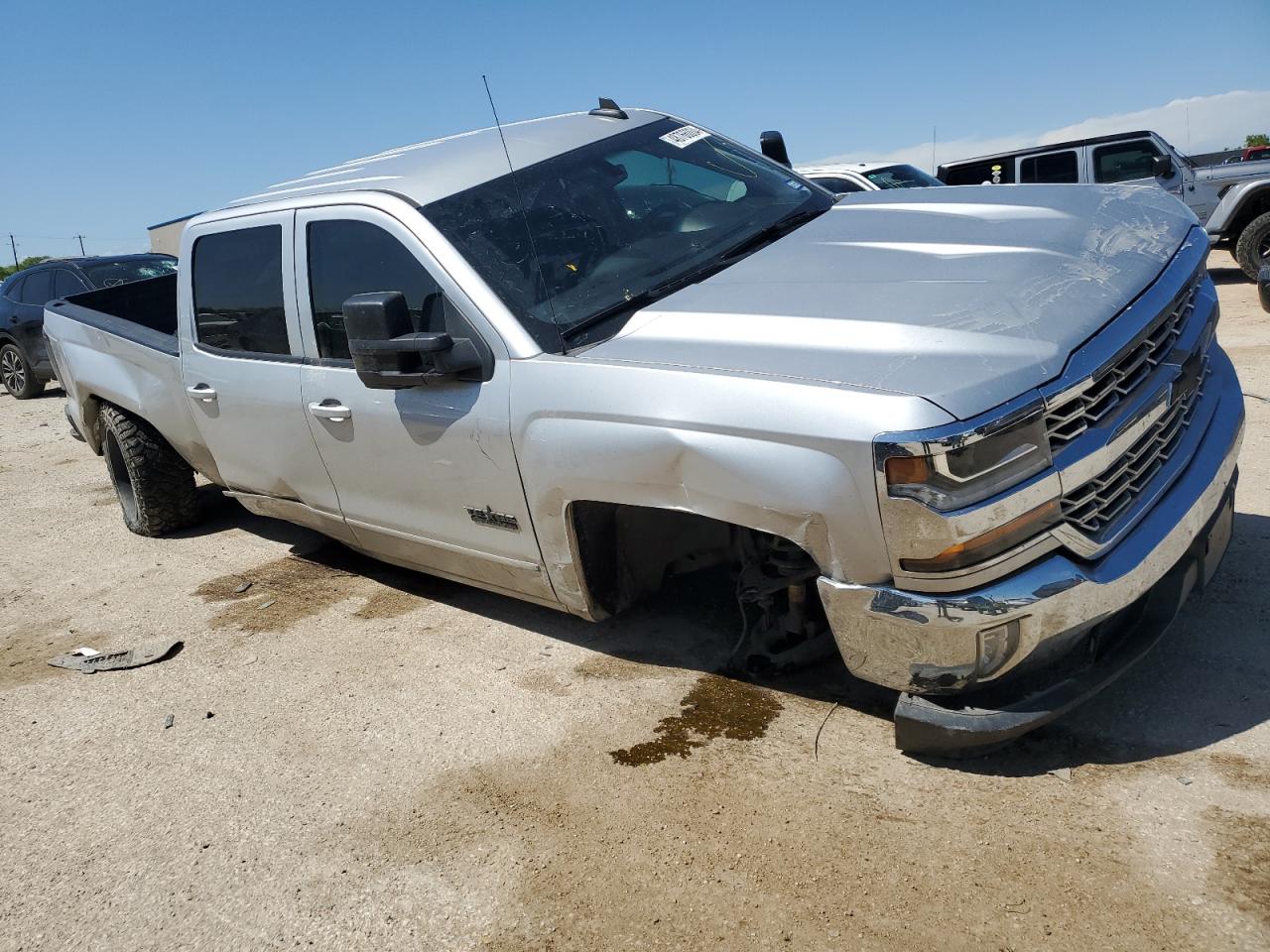 Photo 3 VIN: 3GCPCREC1JG458480 - CHEVROLET SILVERADO 