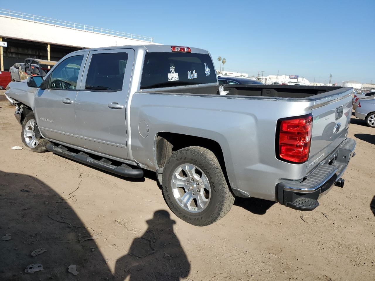 Photo 1 VIN: 3GCPCREC1JG490457 - CHEVROLET SILVERADO 