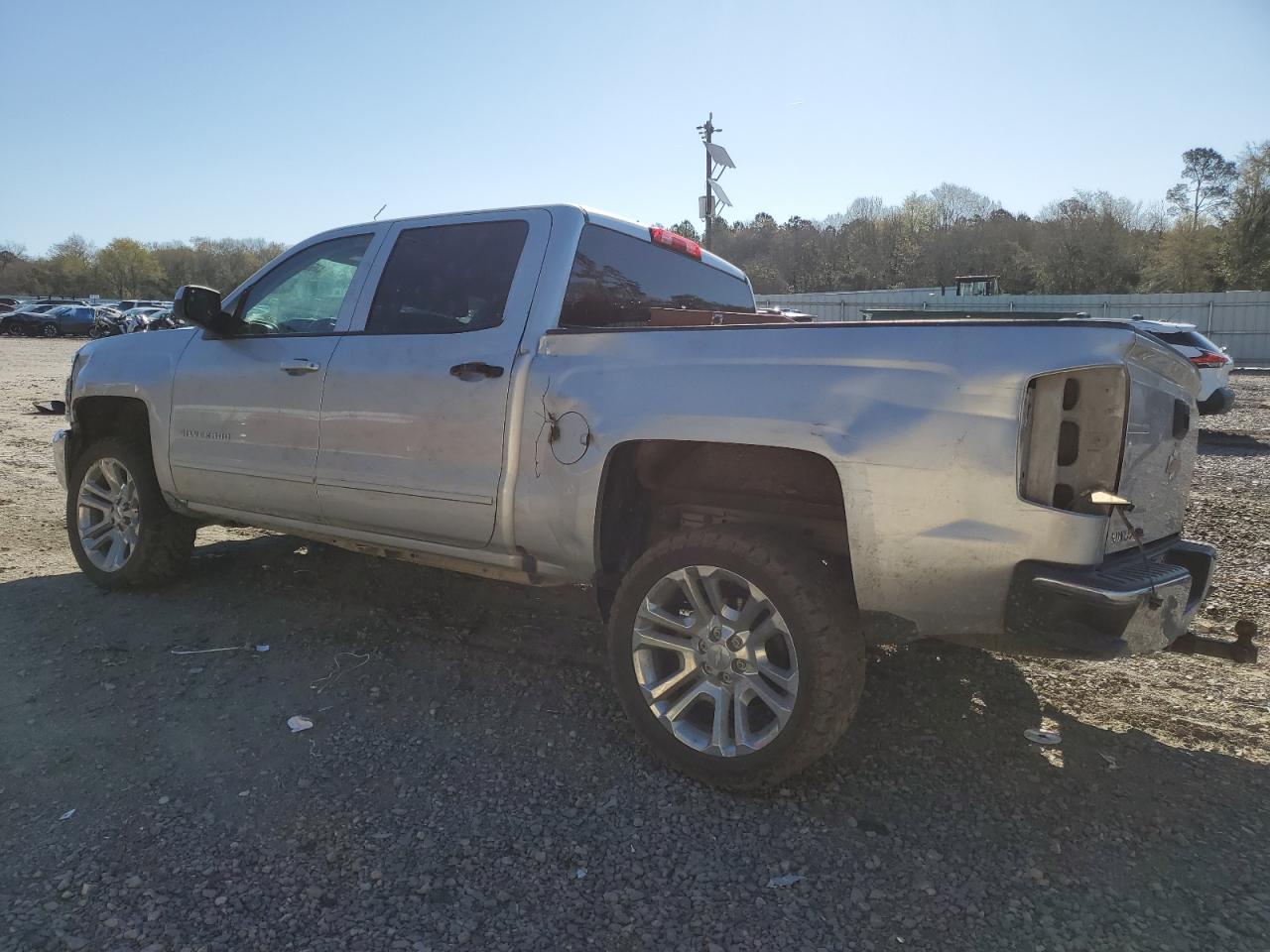 Photo 1 VIN: 3GCPCREC1JG581888 - CHEVROLET SILVERADO 