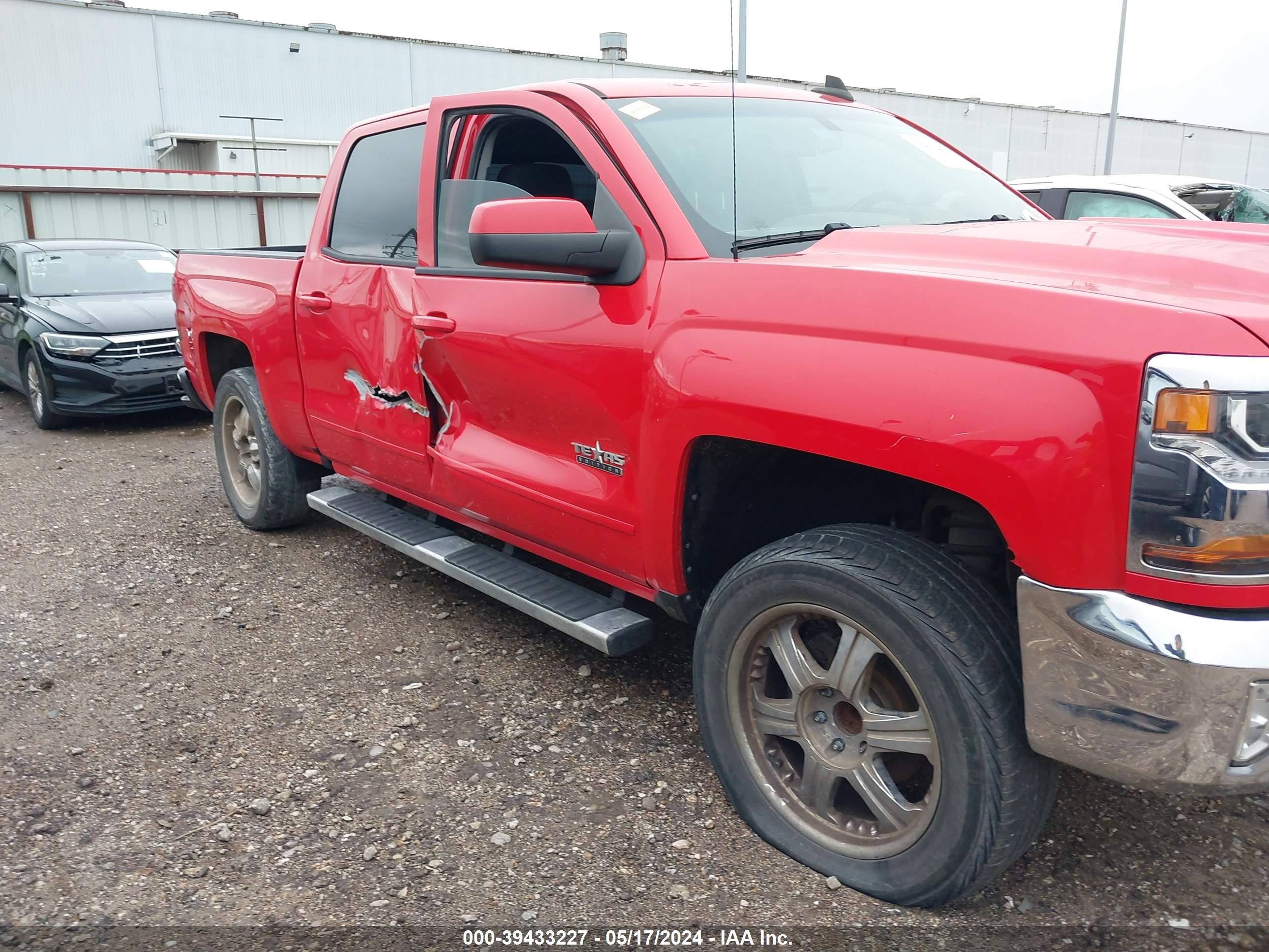 Photo 5 VIN: 3GCPCREC2HG142029 - CHEVROLET SILVERADO 