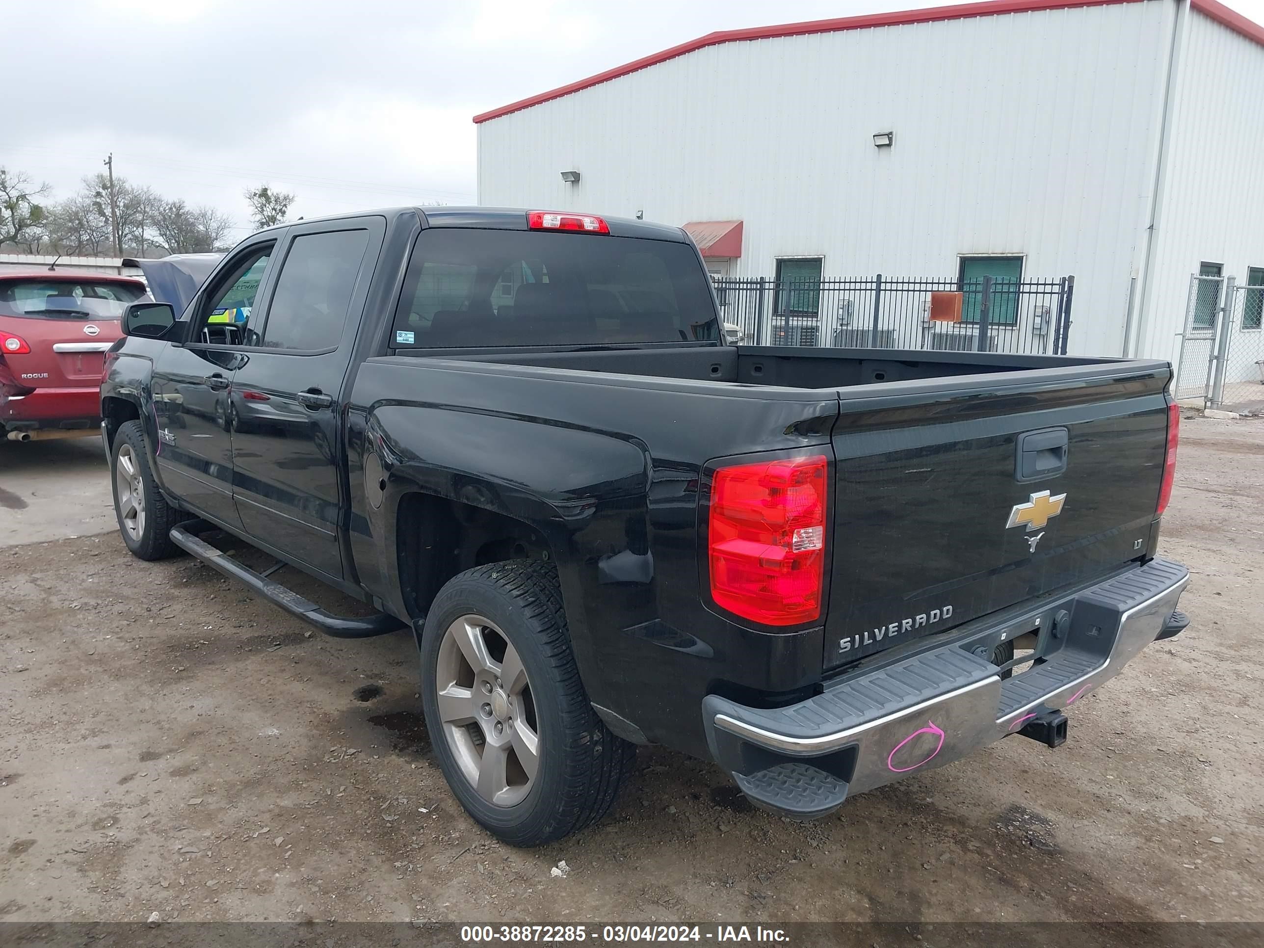 Photo 2 VIN: 3GCPCREC2JG163551 - CHEVROLET SILVERADO 