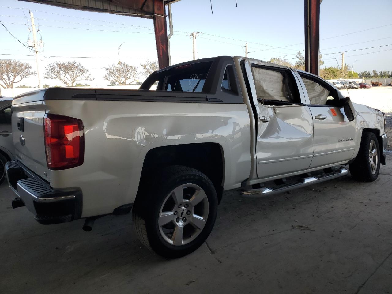 Photo 2 VIN: 3GCPCREC3HG378429 - CHEVROLET SILVERADO 