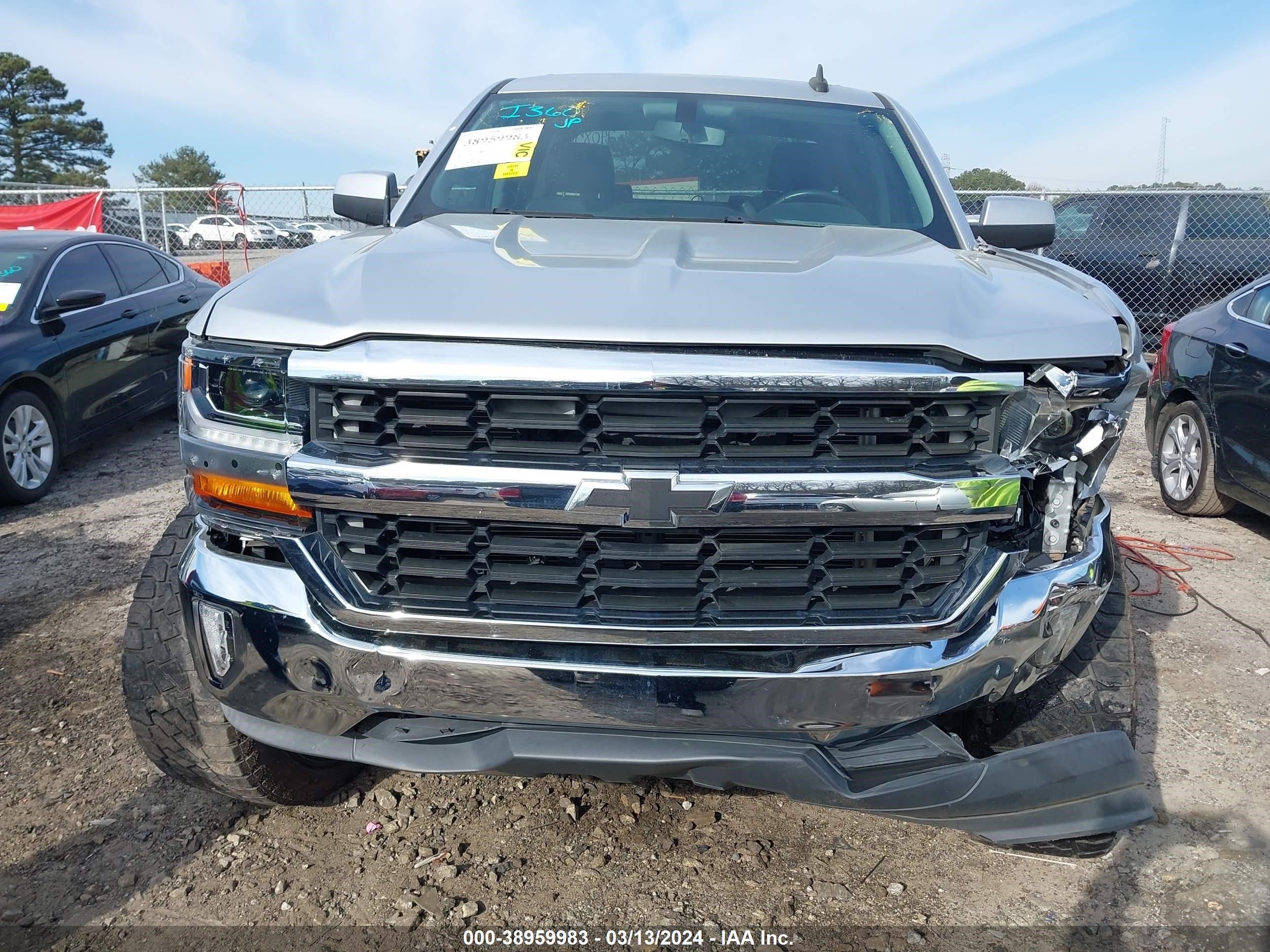 Photo 11 VIN: 3GCPCREC4HG100980 - CHEVROLET SILVERADO 