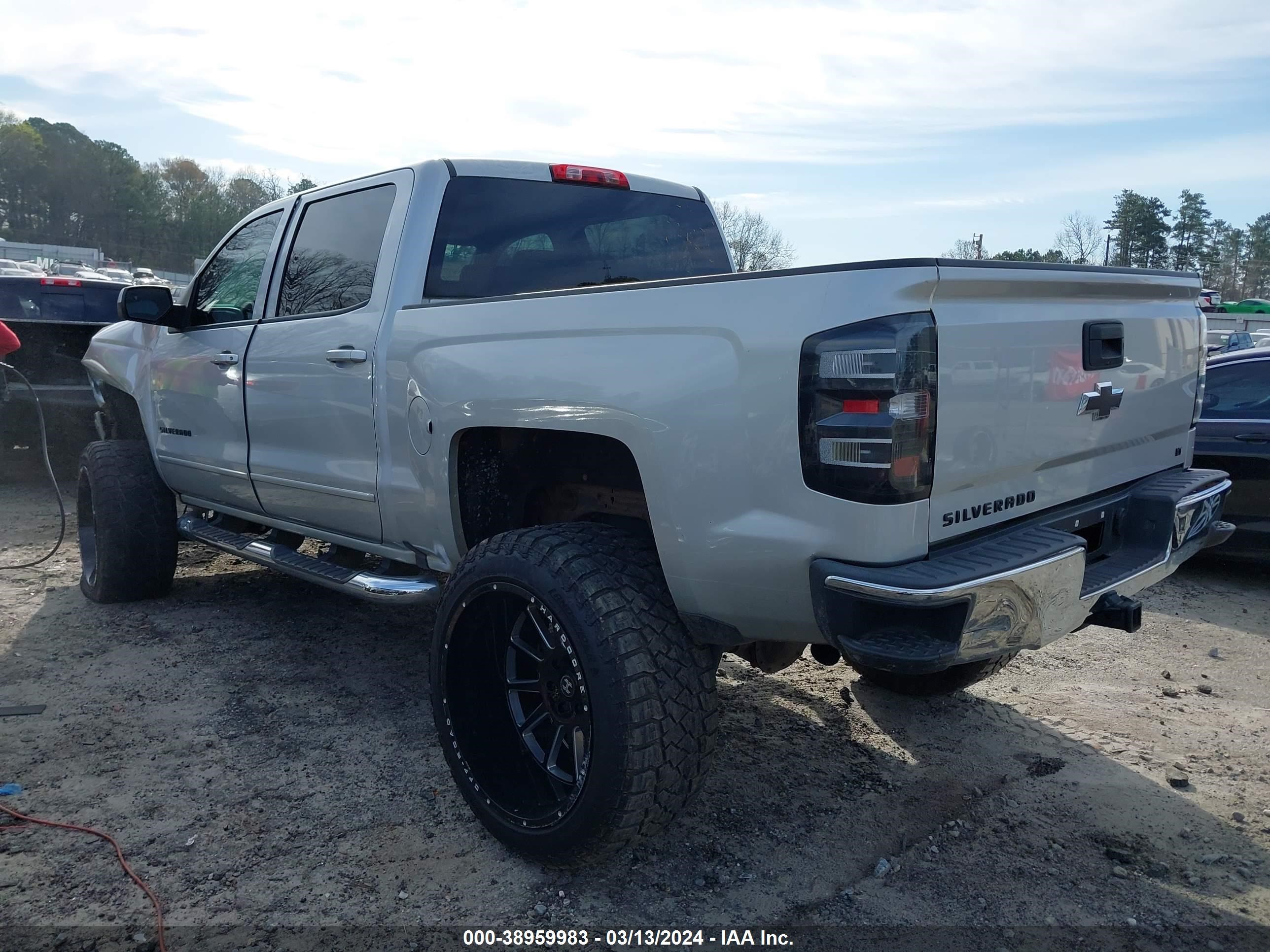 Photo 2 VIN: 3GCPCREC4HG100980 - CHEVROLET SILVERADO 