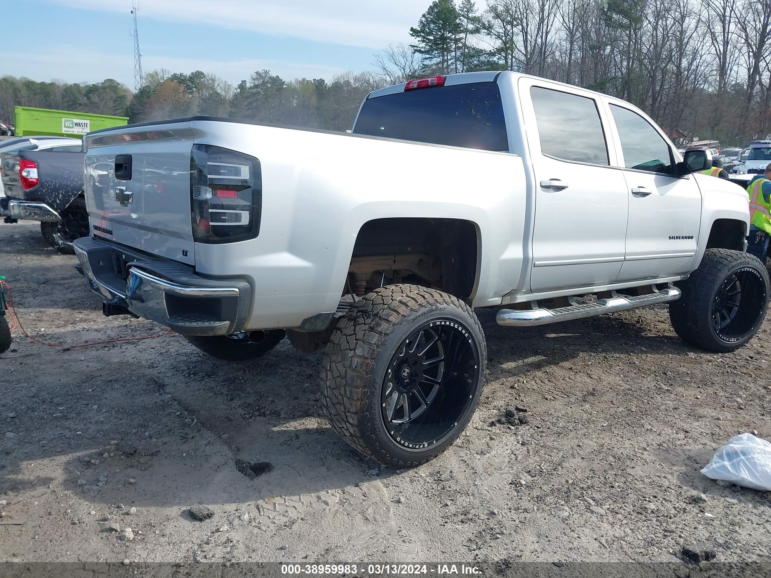 Photo 3 VIN: 3GCPCREC4HG100980 - CHEVROLET SILVERADO 