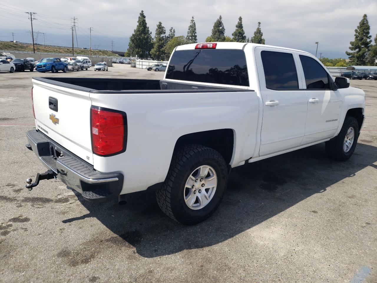 Photo 2 VIN: 3GCPCREC4HG281109 - CHEVROLET SILVERADO 