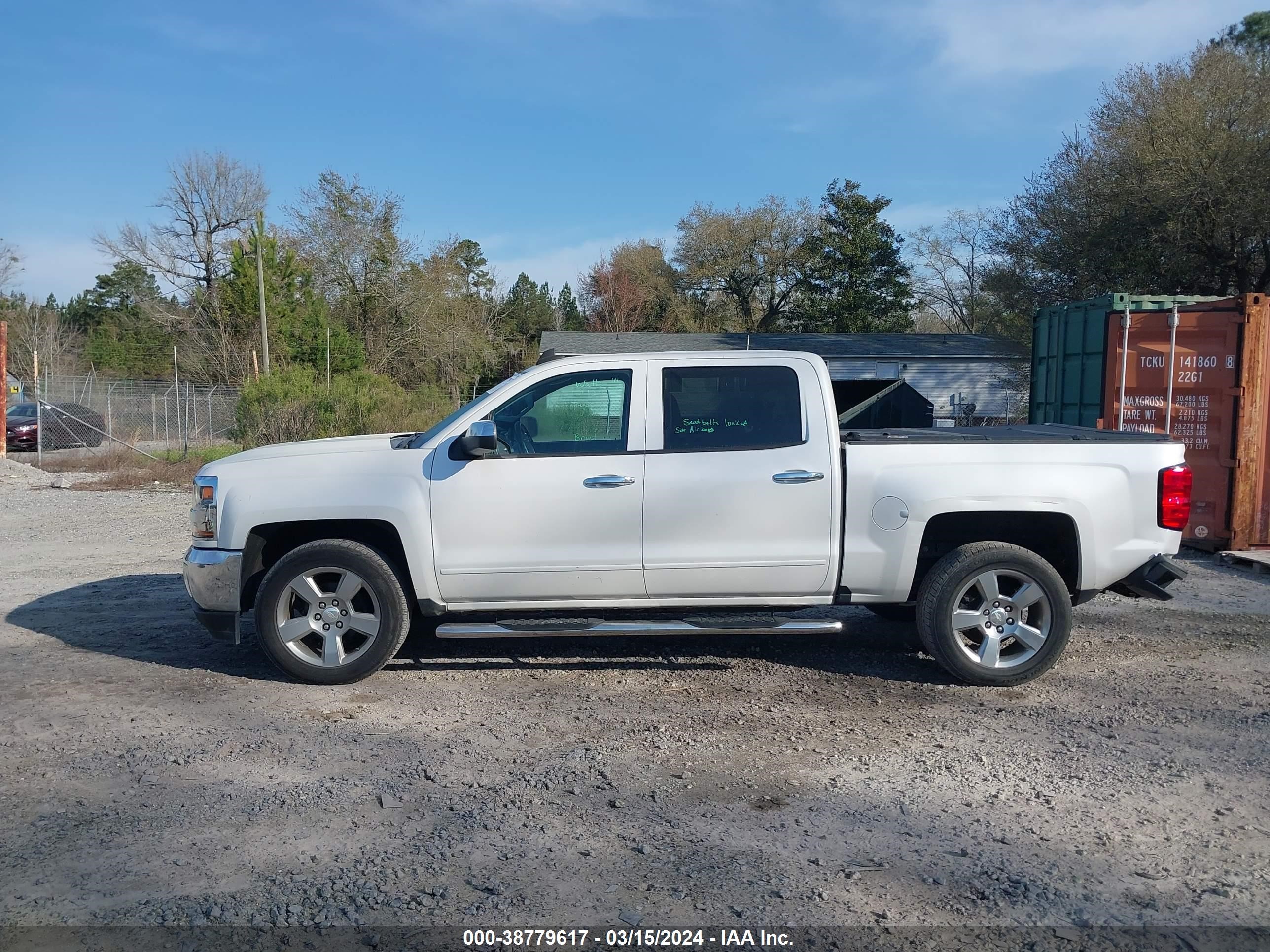 Photo 13 VIN: 3GCPCREC4JG532183 - CHEVROLET SILVERADO 