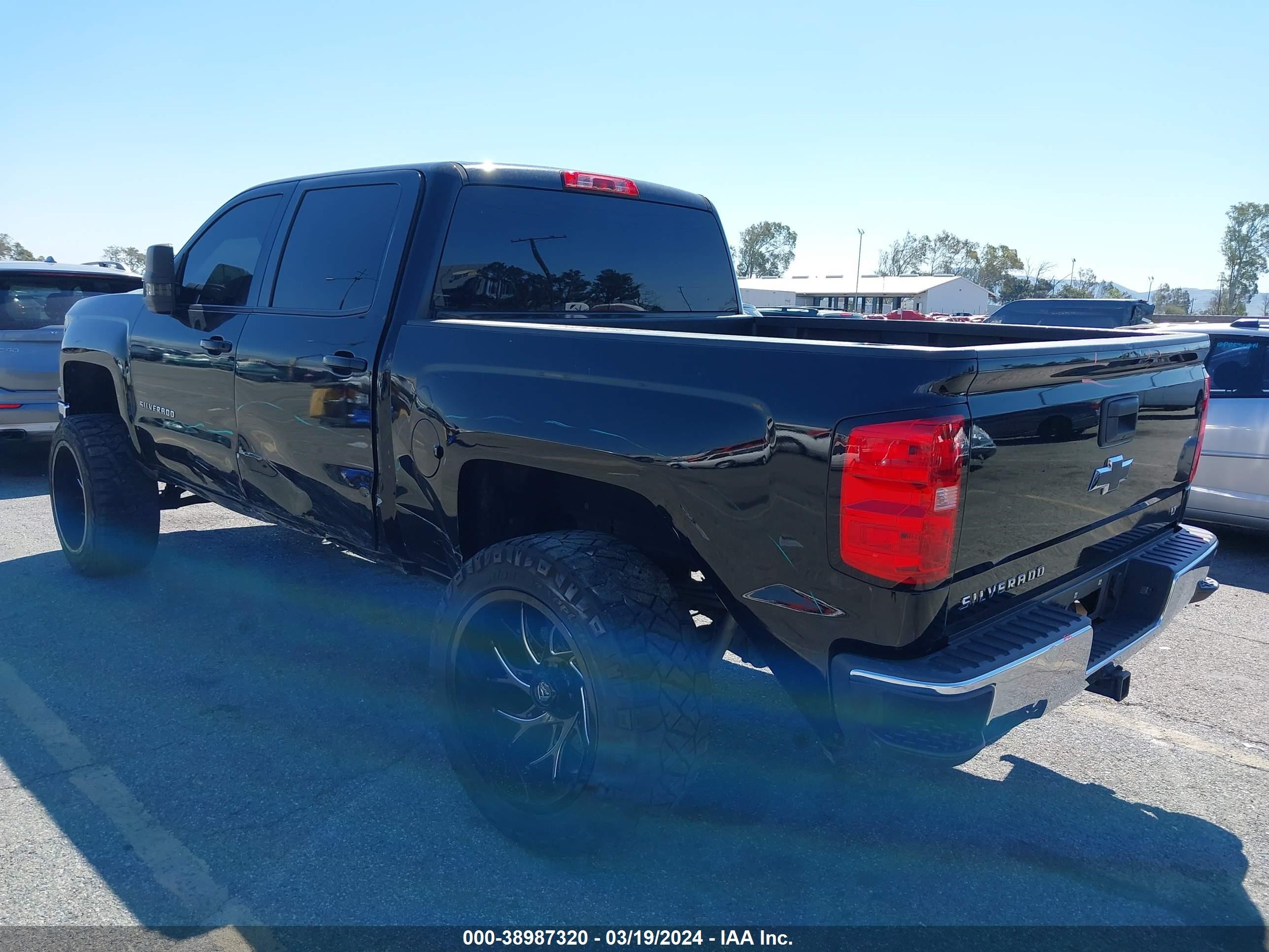 Photo 2 VIN: 3GCPCREC5EG555056 - CHEVROLET SILVERADO 