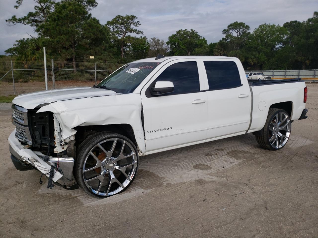 Photo 1 VIN: 3GCPCREC5FG321307 - CHEVROLET SILVERADO 