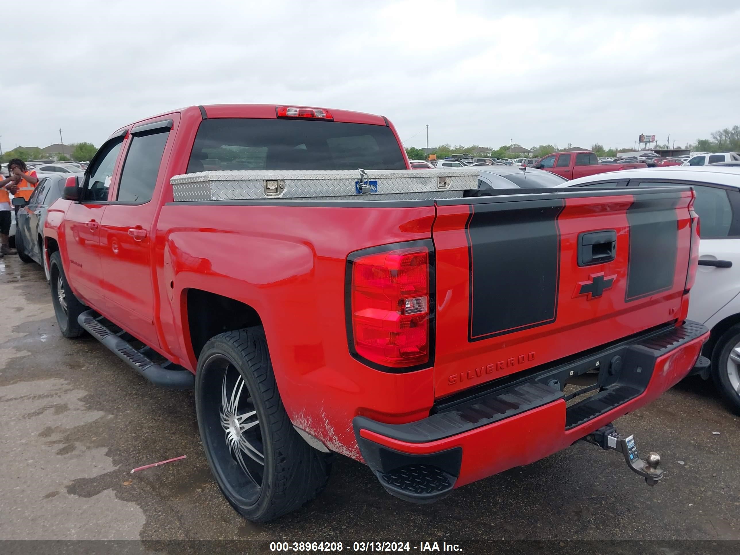 Photo 2 VIN: 3GCPCREC8FG425905 - CHEVROLET SILVERADO 1500 