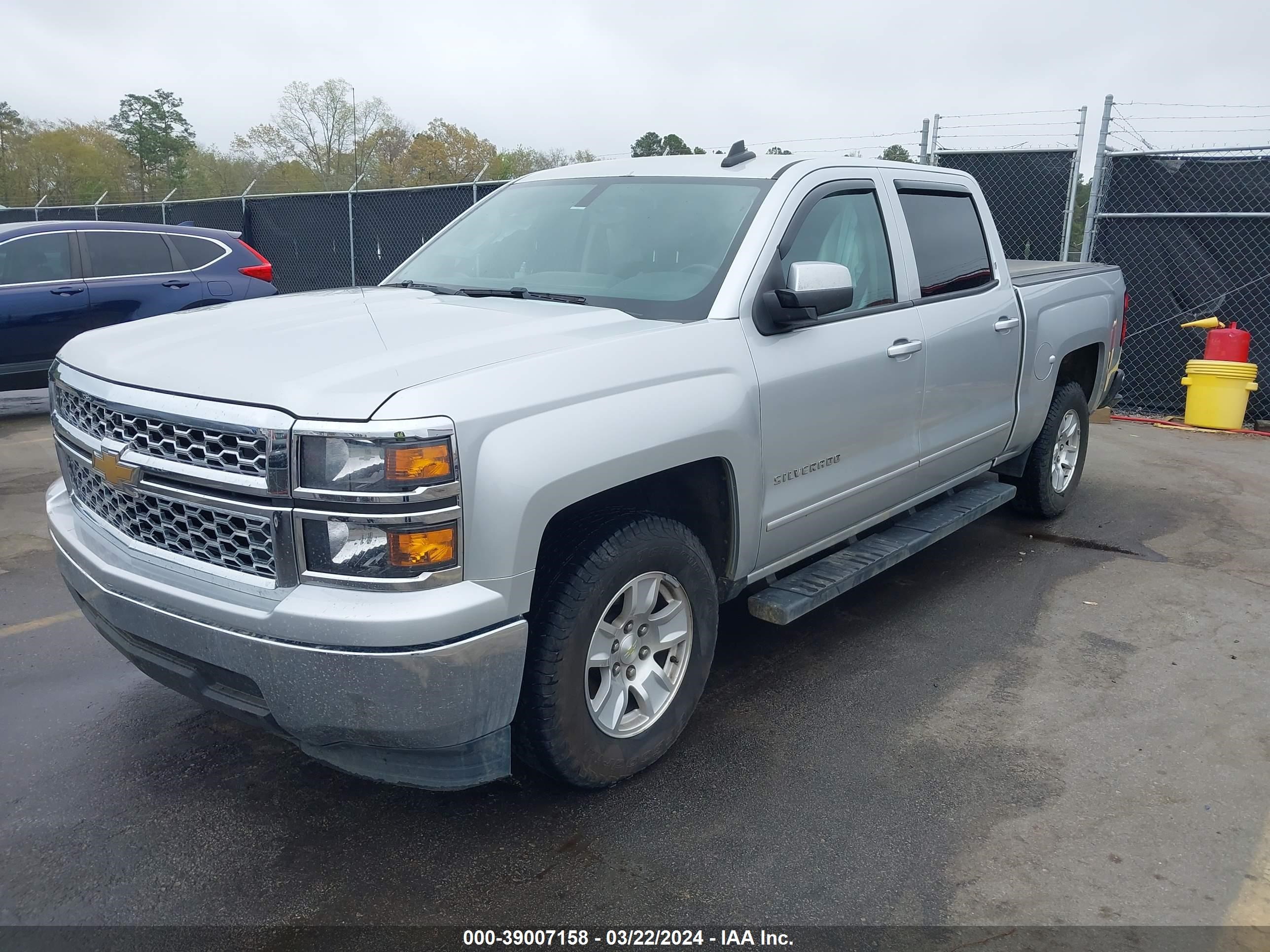 Photo 1 VIN: 3GCPCREC9FG113382 - CHEVROLET SILVERADO 