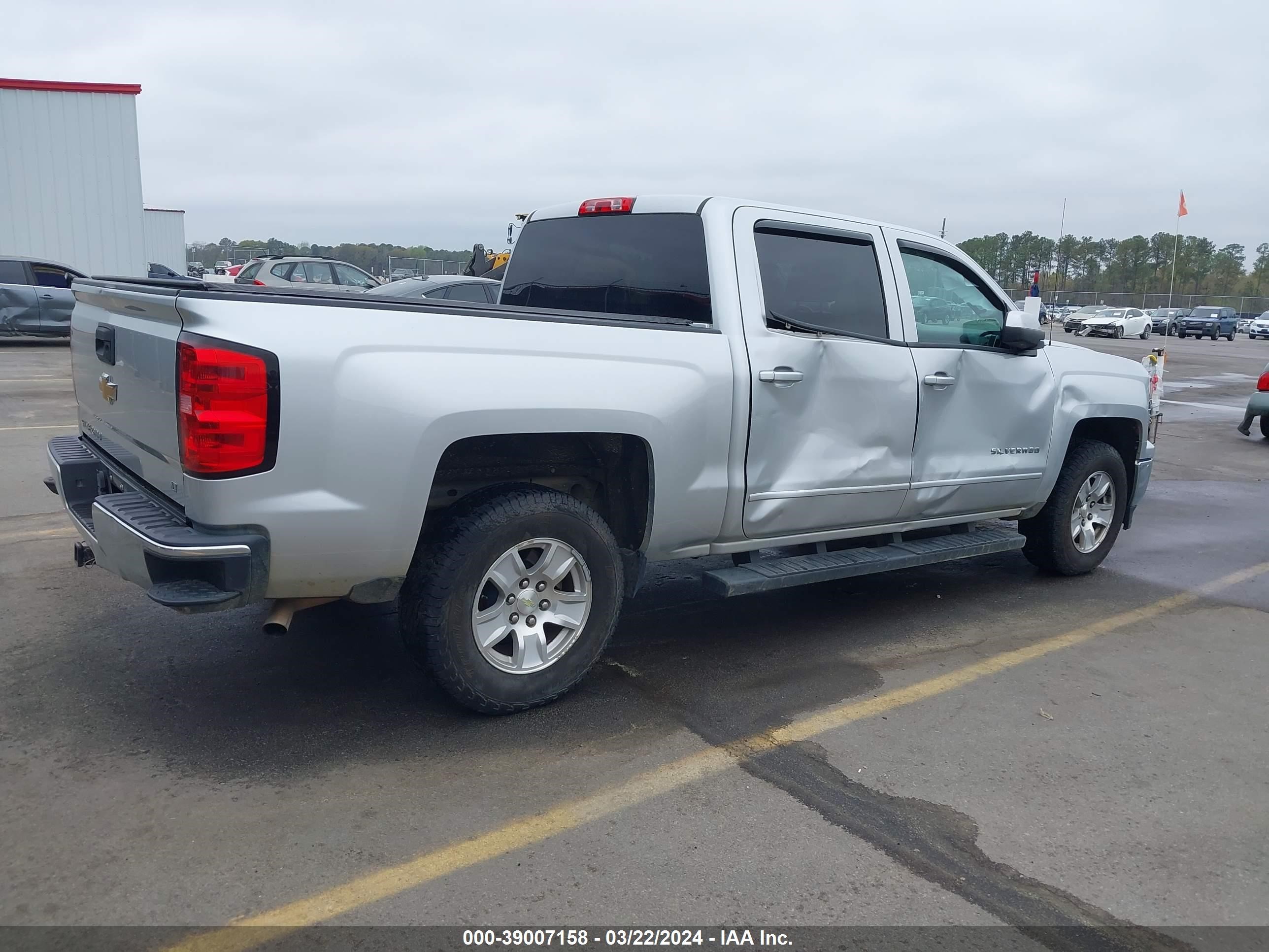 Photo 3 VIN: 3GCPCREC9FG113382 - CHEVROLET SILVERADO 