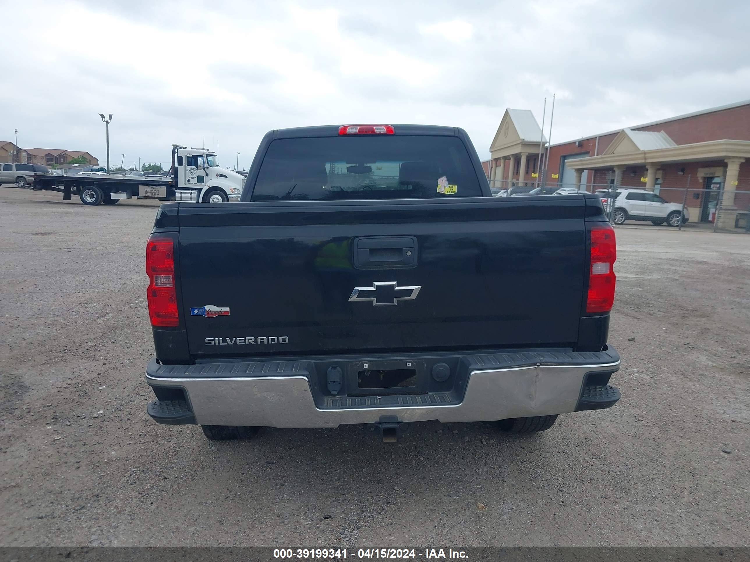 Photo 15 VIN: 3GCPCREC9JG215032 - CHEVROLET SILVERADO 