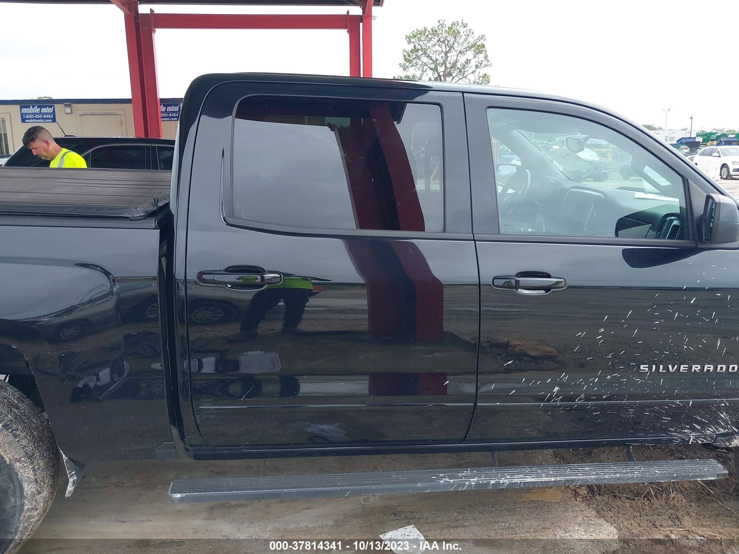 Photo 13 VIN: 3GCPCREC9JG248189 - CHEVROLET SILVERADO 