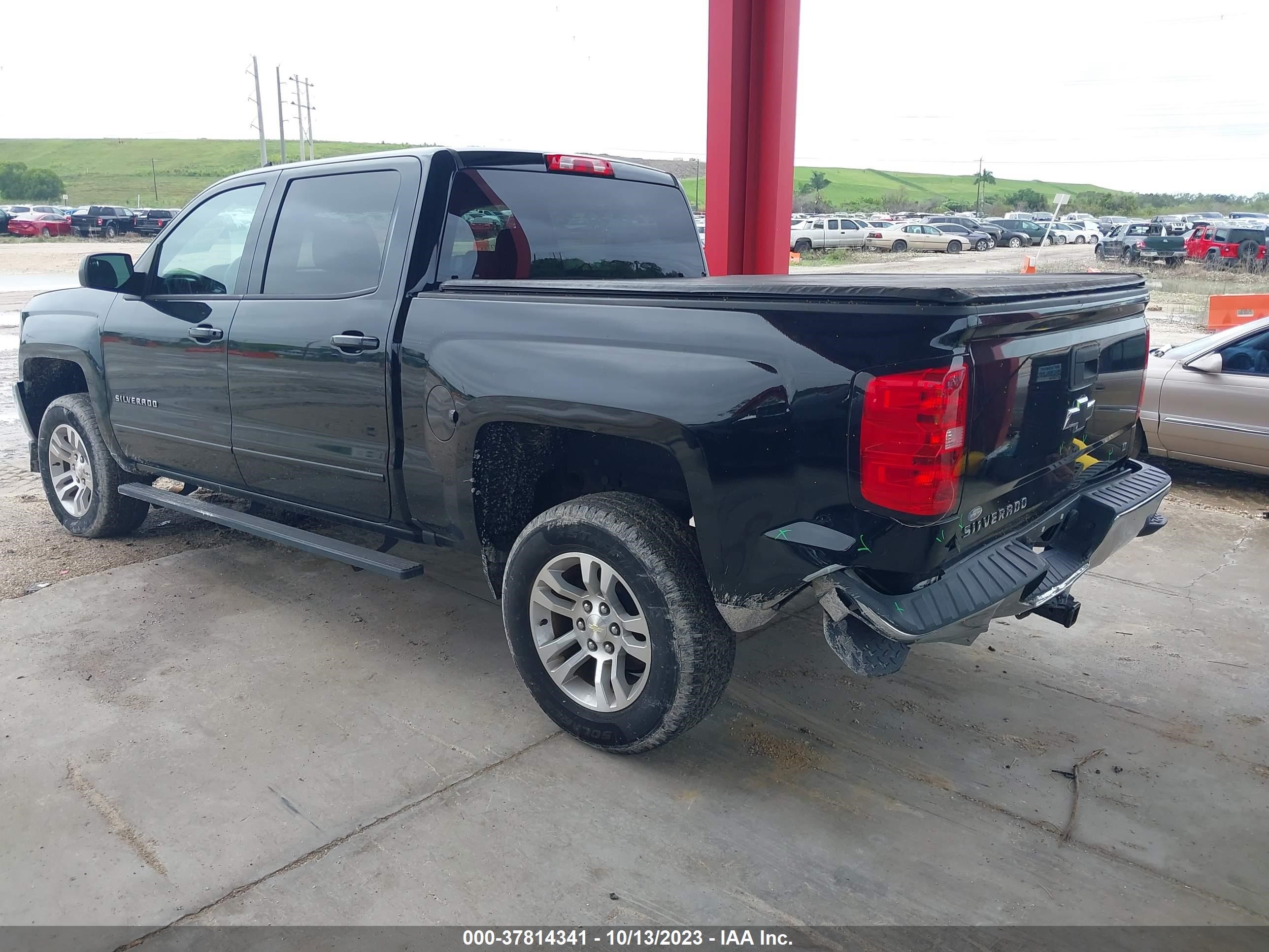 Photo 2 VIN: 3GCPCREC9JG248189 - CHEVROLET SILVERADO 