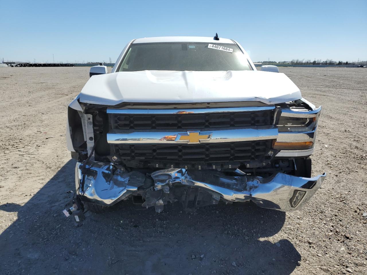 Photo 4 VIN: 3GCPCRECXJG182414 - CHEVROLET SILVERADO 