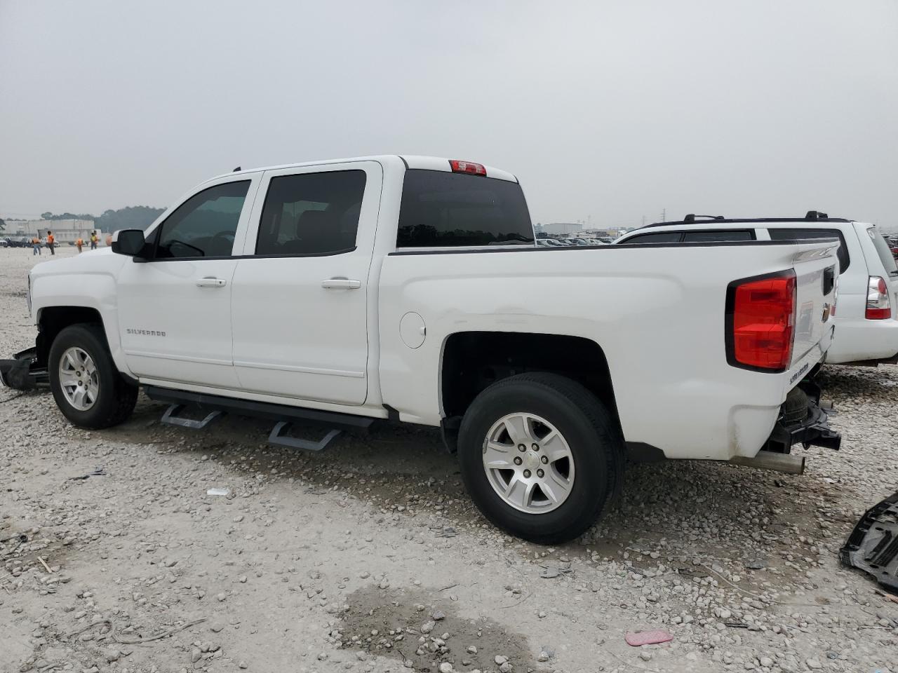 Photo 1 VIN: 3GCPCRECXJG359415 - CHEVROLET SILVERADO 