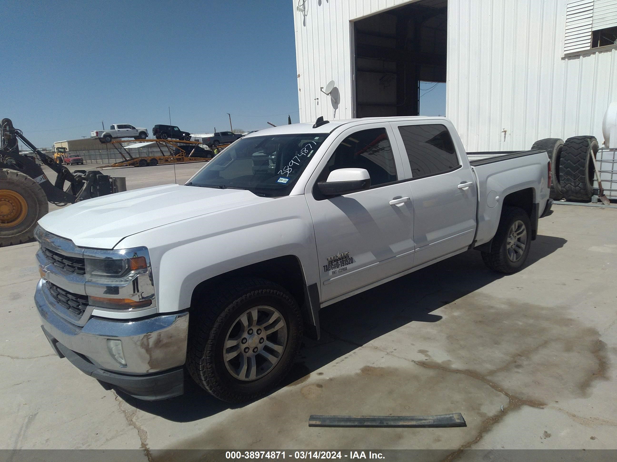 Photo 1 VIN: 3GCPCREH2JG338246 - CHEVROLET SILVERADO 