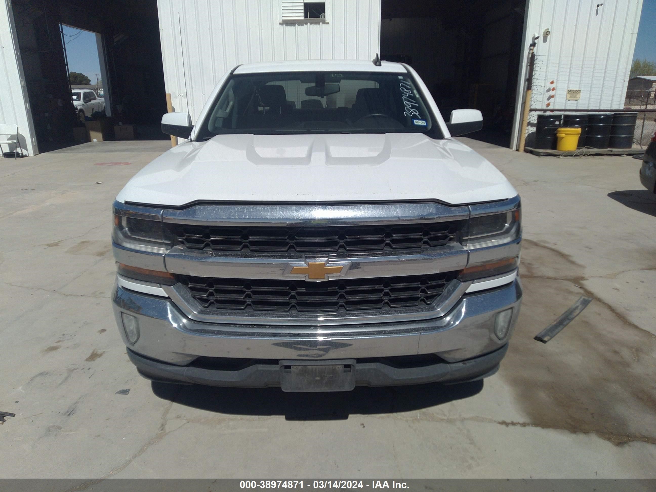 Photo 11 VIN: 3GCPCREH2JG338246 - CHEVROLET SILVERADO 