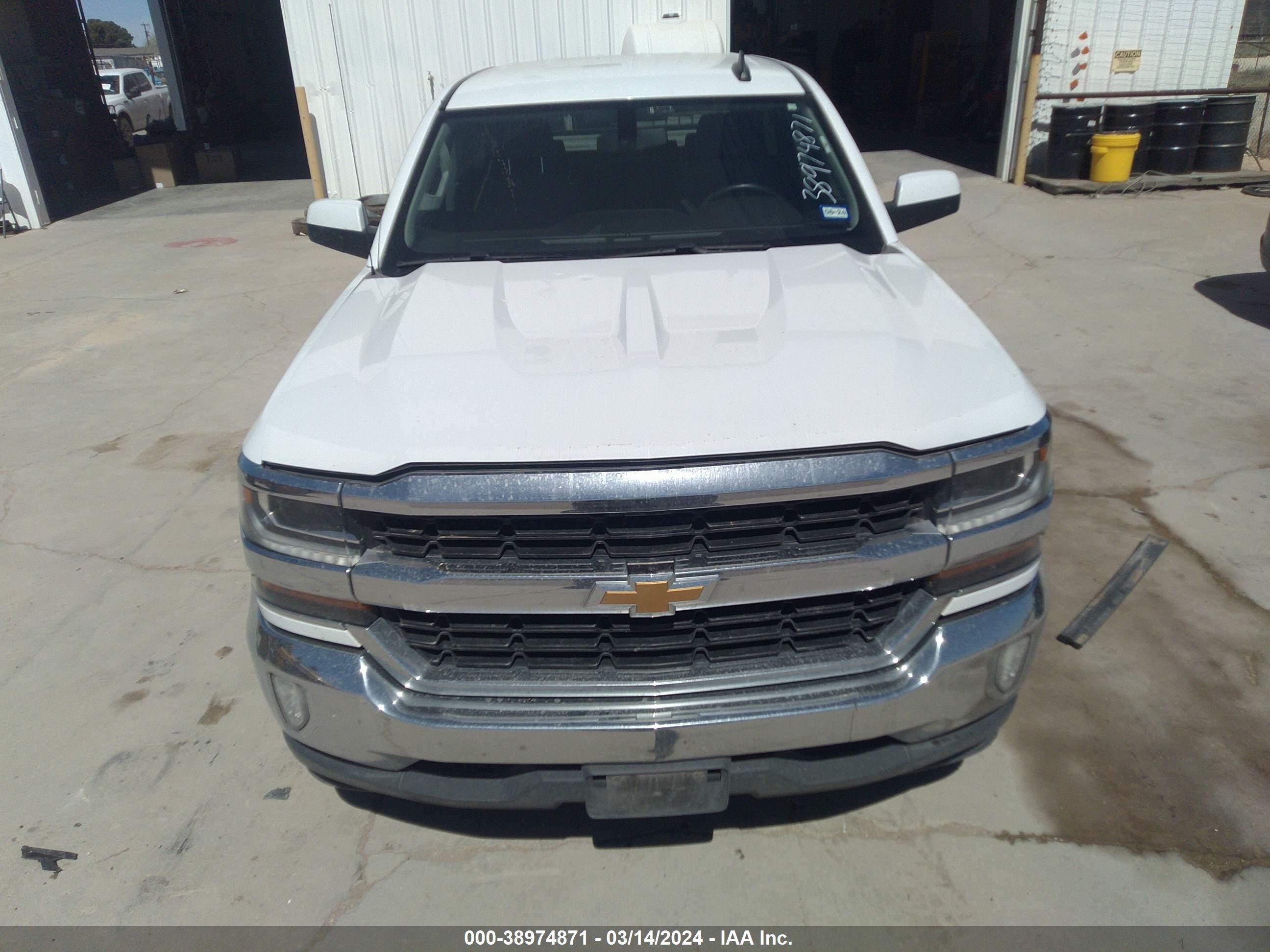 Photo 5 VIN: 3GCPCREH2JG338246 - CHEVROLET SILVERADO 