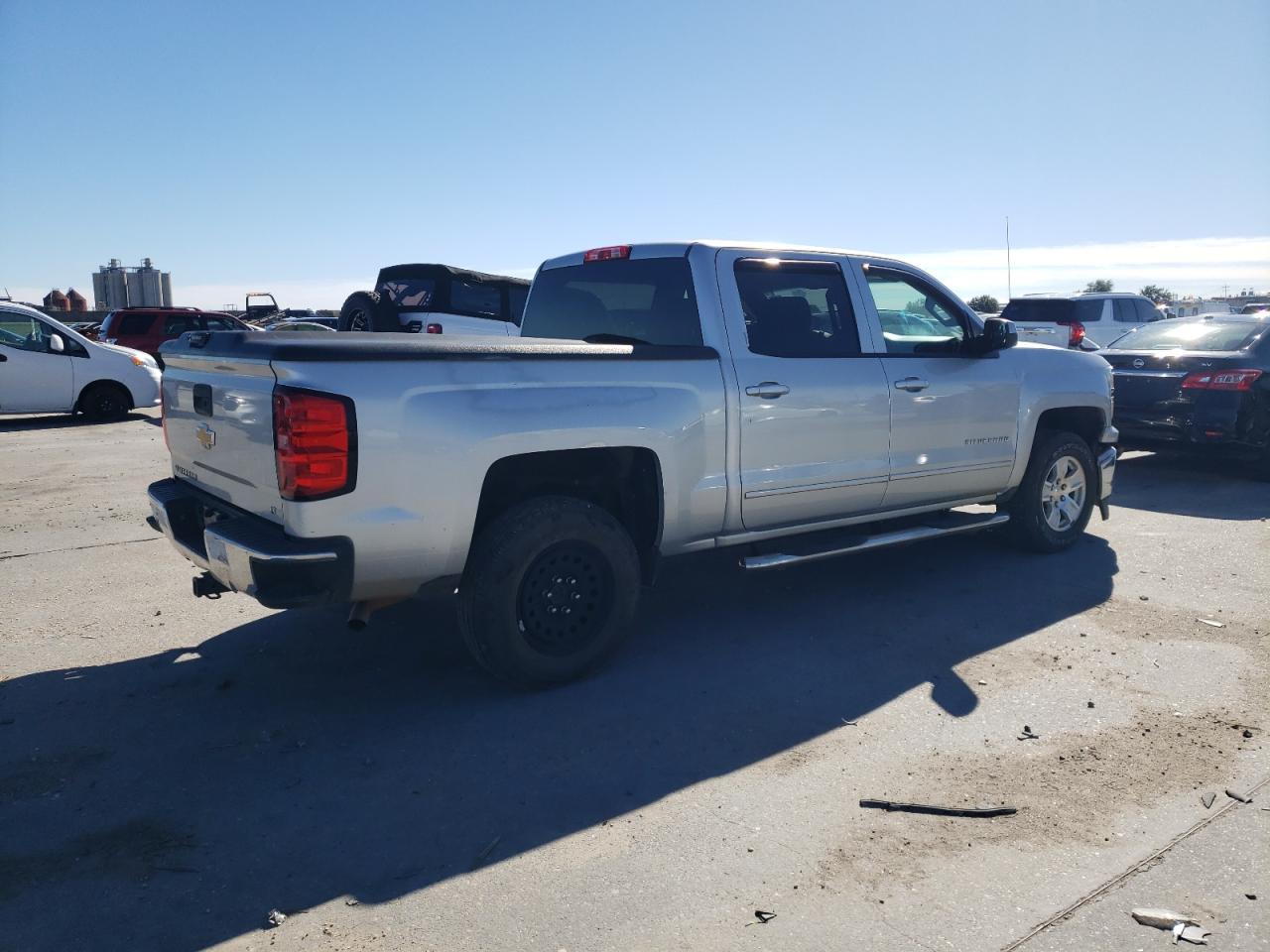 Photo 2 VIN: 3GCPCREH9FG126015 - CHEVROLET SILVERADO 