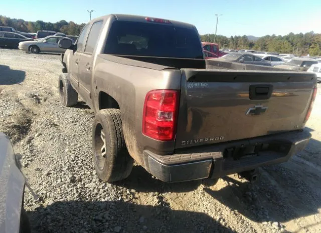 Photo 2 VIN: 3GCPCSE00DG114088 - CHEVROLET SILVERADO 1500 