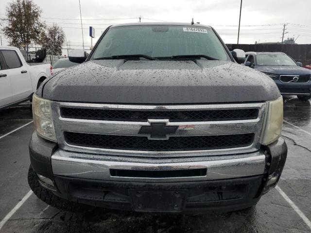 Photo 4 VIN: 3GCPCSE02BG103753 - CHEVROLET SILVERADO 