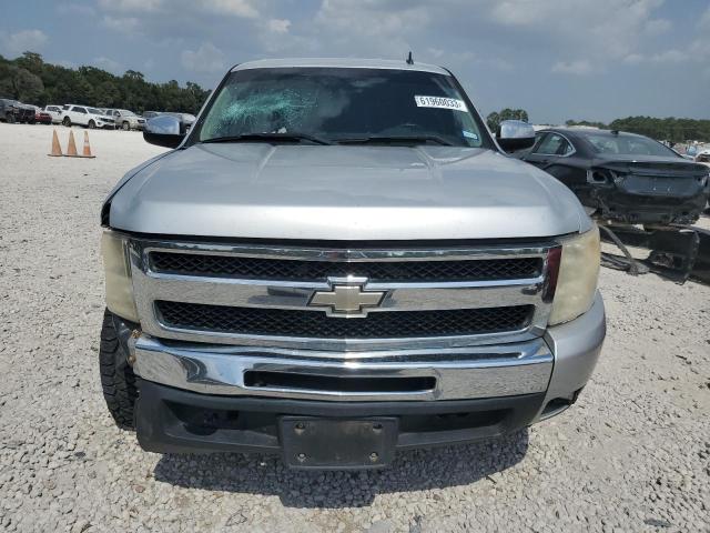 Photo 4 VIN: 3GCPCSE02BG267732 - CHEVROLET SILVERADO 