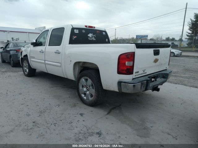 Photo 2 VIN: 3GCPCSE02BG377969 - CHEVROLET SILVERADO 